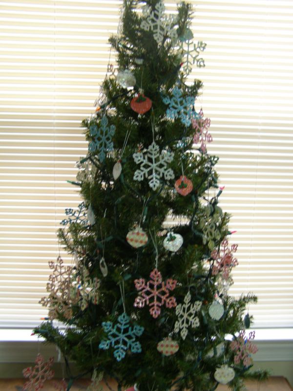 Tree with ornaments.jpg